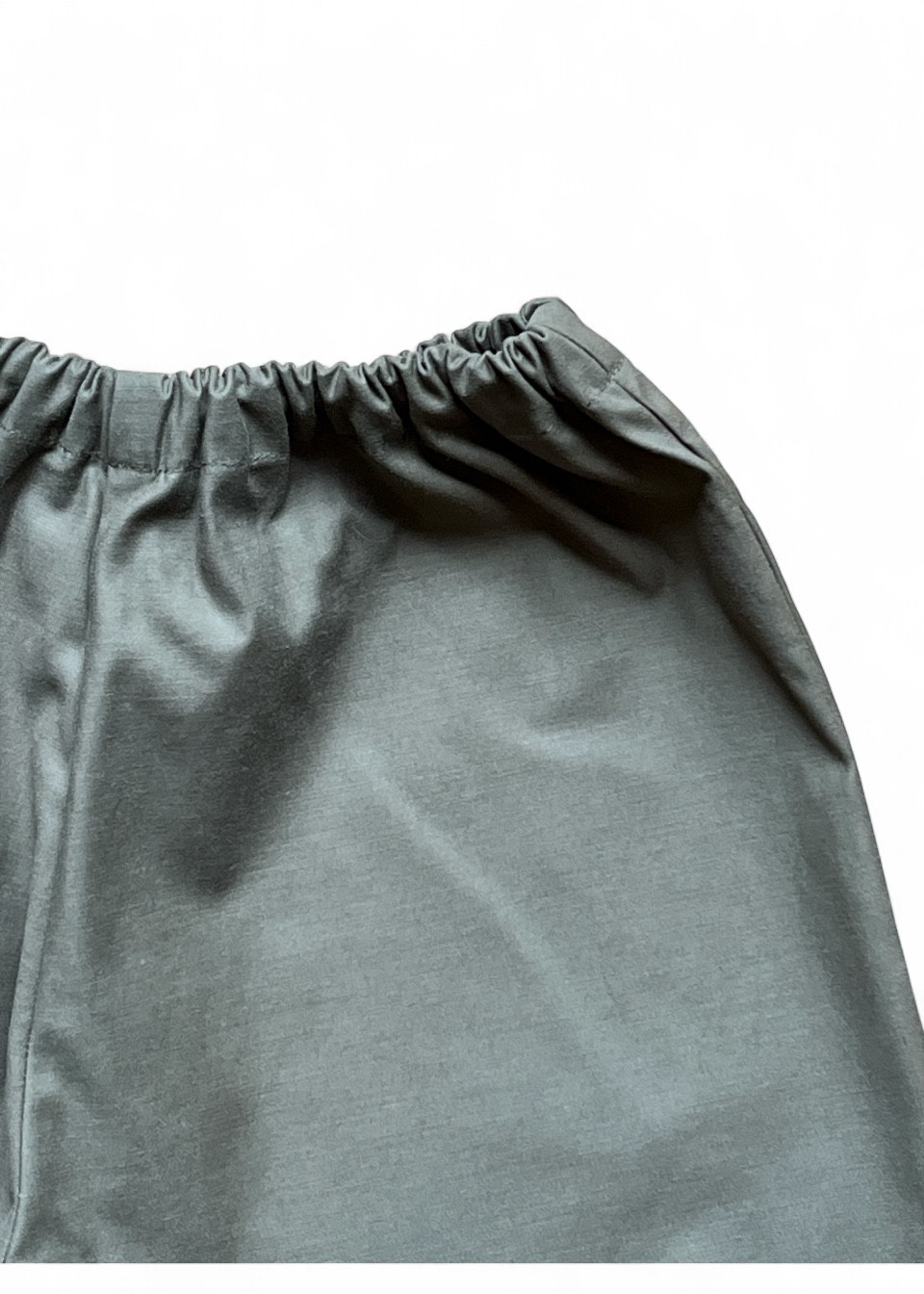 Baby trousers in khaki poplin - LE VESTIAIRE DE JEANNE Baby trousers in khaki poplin - LE VESTIAIRE DE JEANNE
