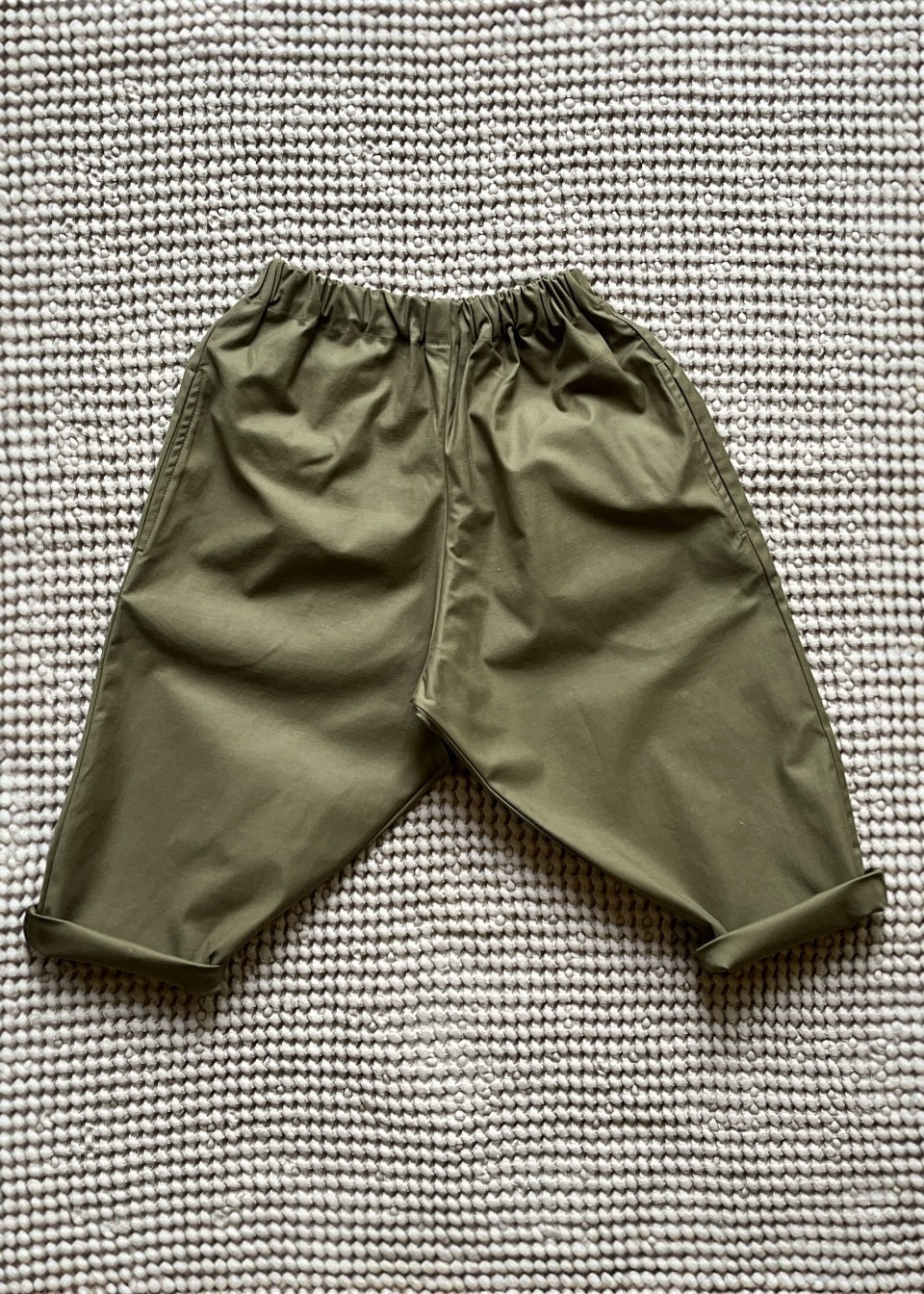 Kid trousers in khaki poplin - LE VESTIAIRE DE JEANNE