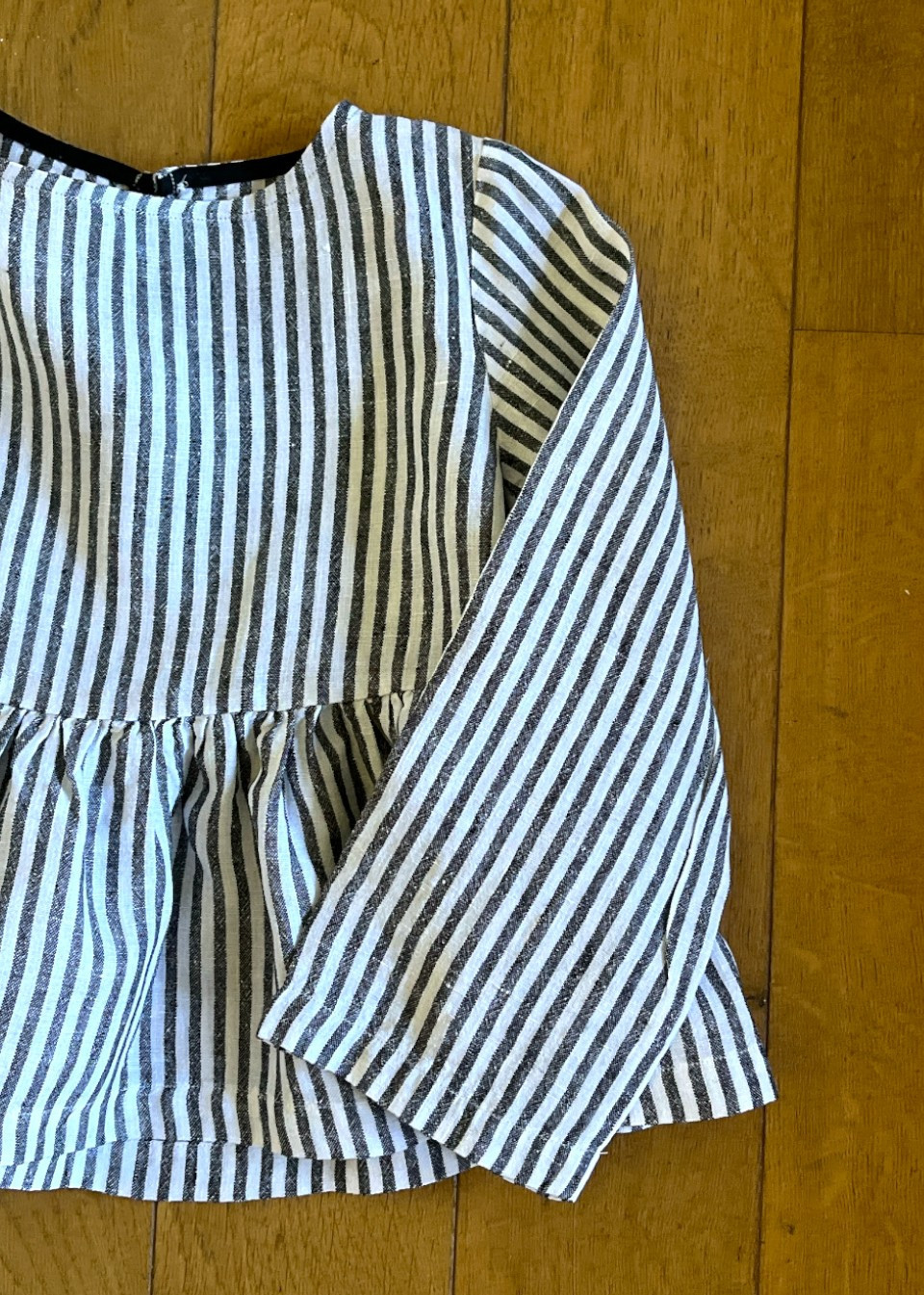 blouse plissée manches longues, lin rayé - LE VESTIAIRE DE JEANNE blouse plissée manches longues, lin rayé - LE VESTIAIRE DE JEANNE