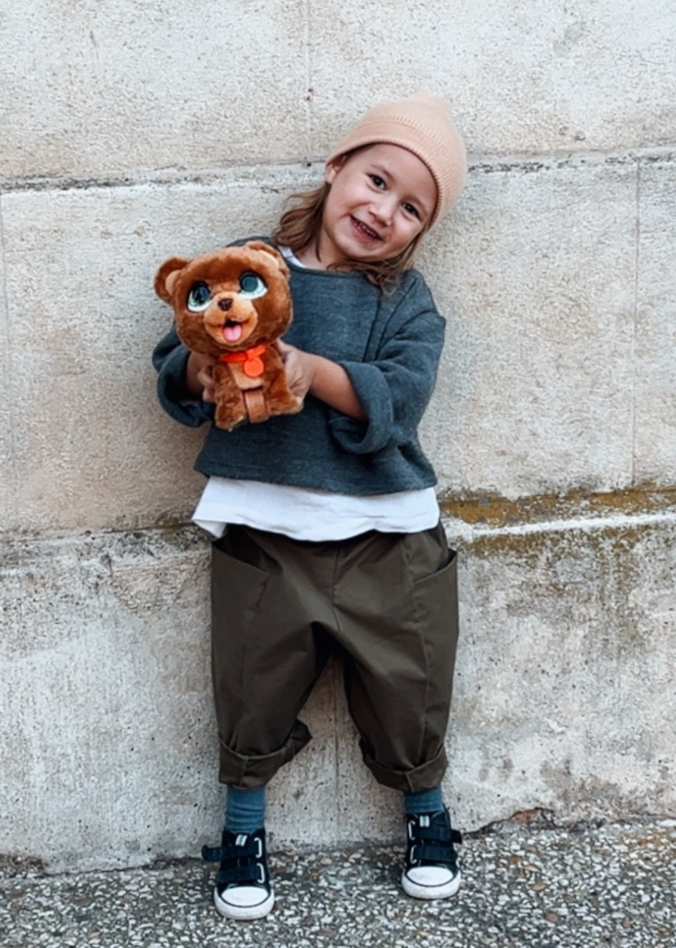 Pantalon 09 enfant en popeline kaki - LE VESTIAIRE DE JEANNE Pantalon 09 enfant en popeline kaki - LE VESTIAIRE DE JEANNE