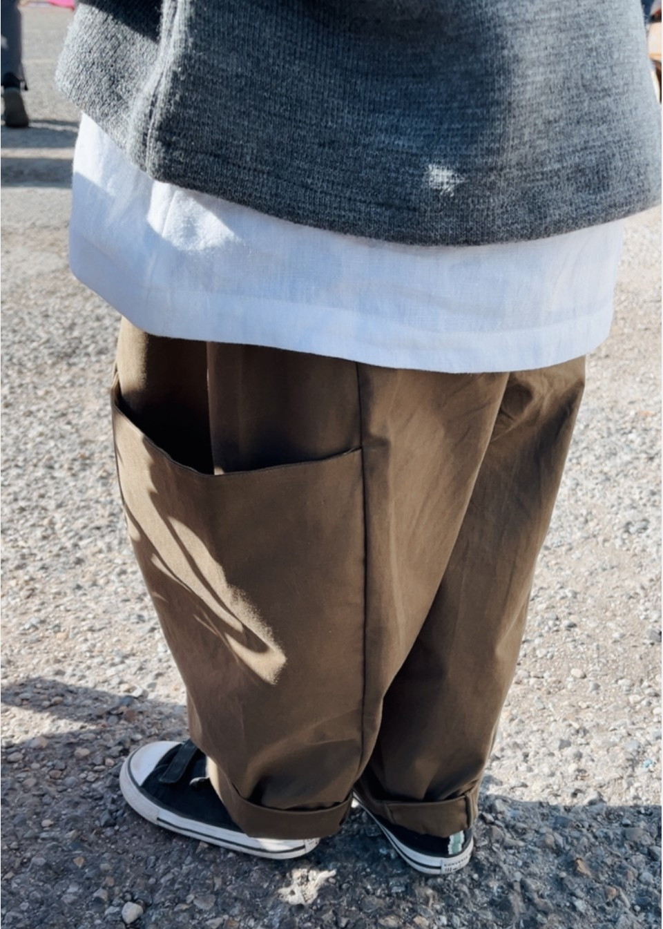 Pantalon 09 enfant en popeline kaki - LE VESTIAIRE DE JEANNE Pantalon 09 enfant en popeline kaki - LE VESTIAIRE DE JEANNE