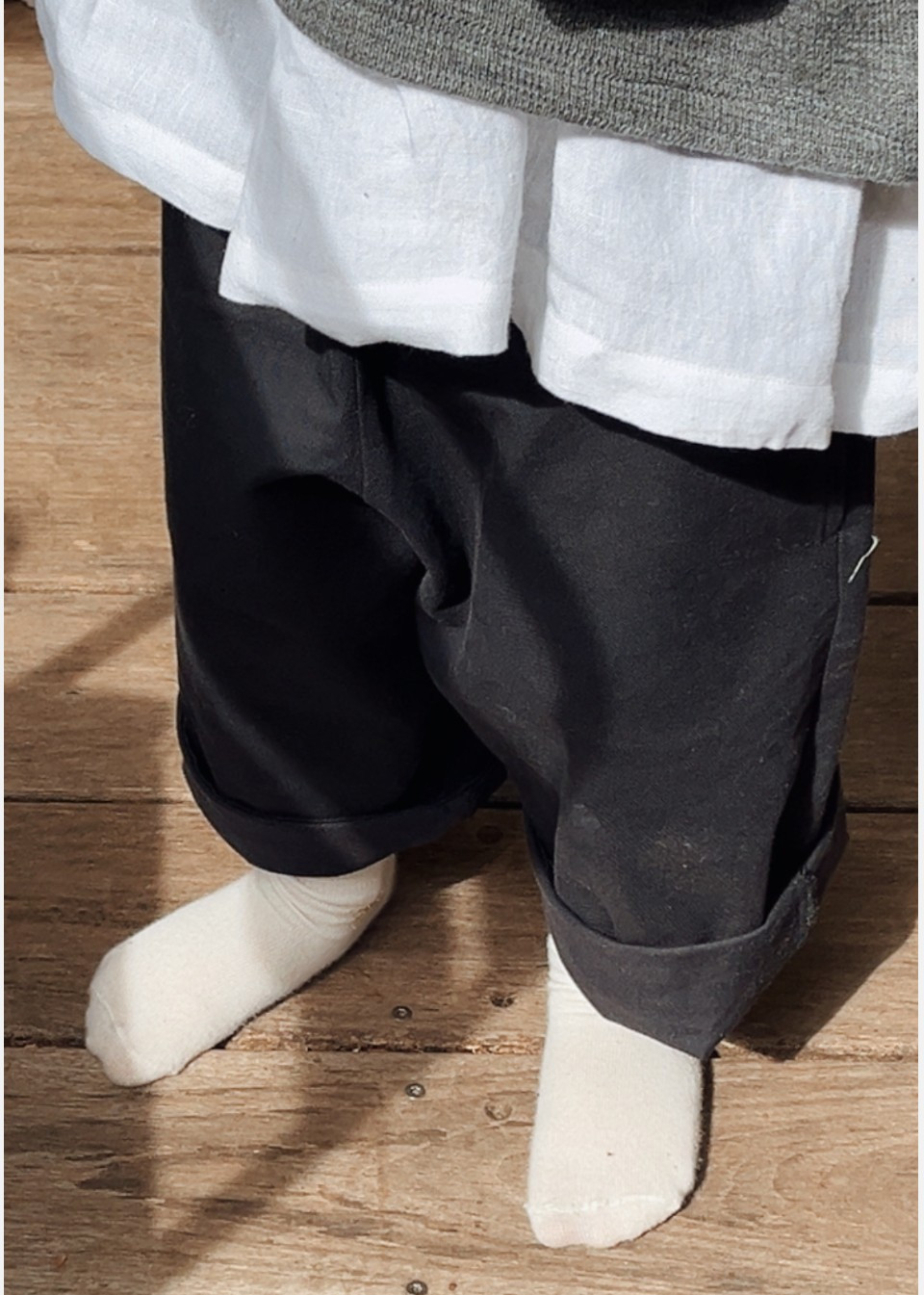 Wide trousers for kids, midnight blue cotton - LE VESTIAIRE DE JEANNE Wide trousers for kids, midnight blue cotton - LE VESTIAIRE DE JEANNE