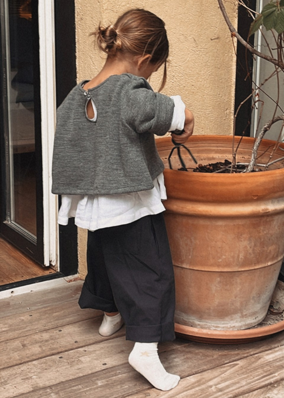 Short sweater in light grey jersey - LE VESTIAIRE DE JEANNE