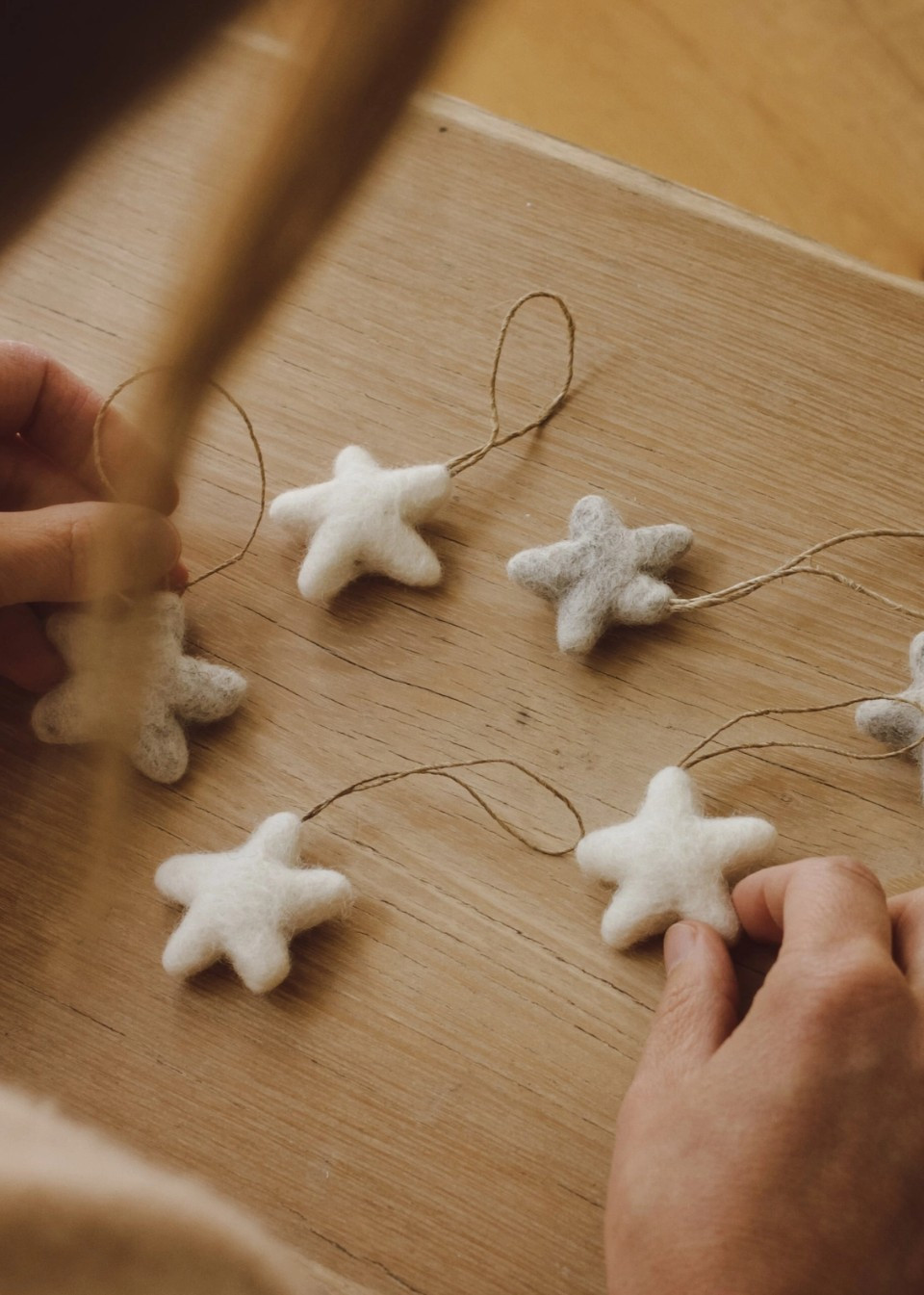 6 hanging stars - GOLDRICK NATURAL LIVING