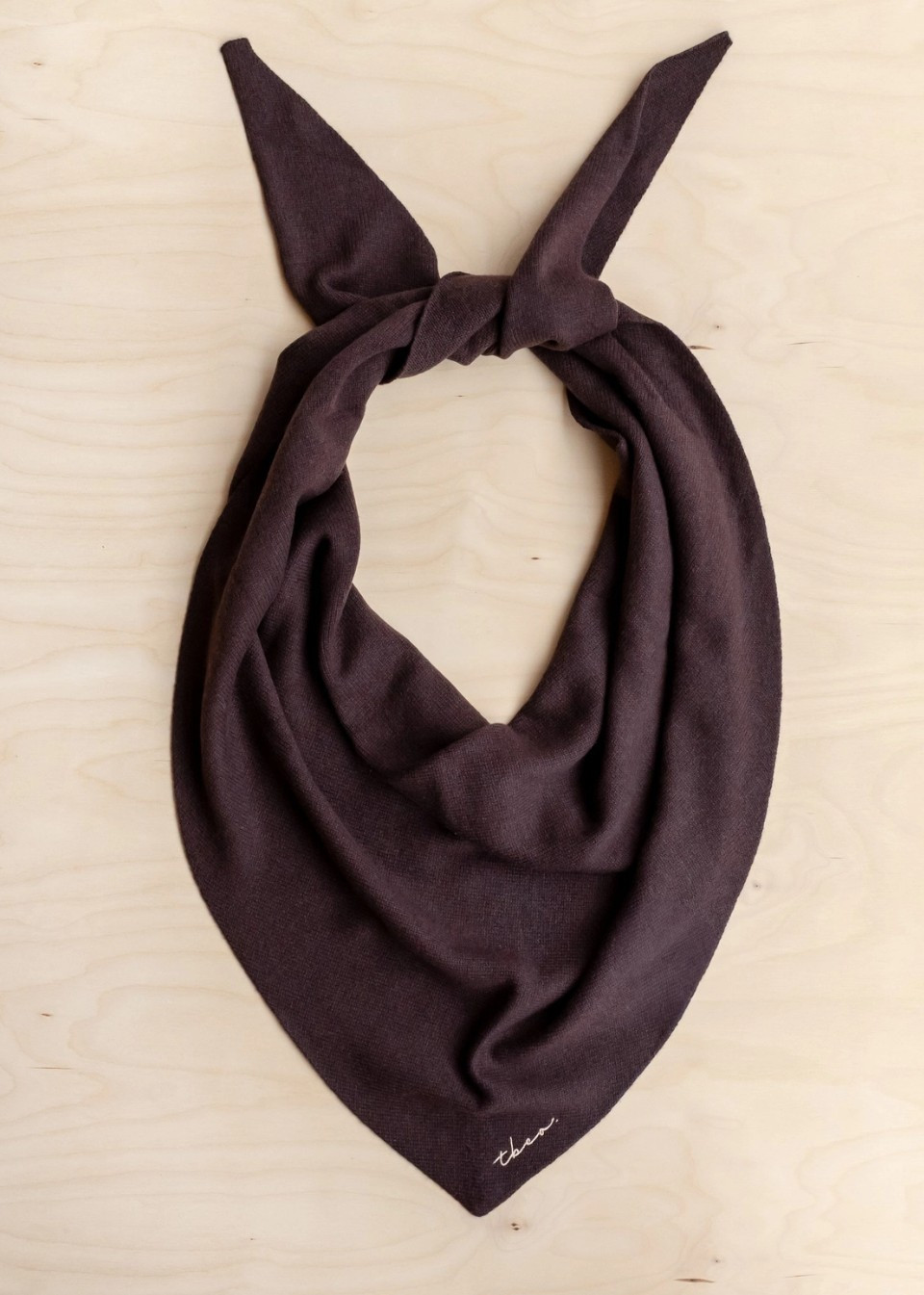 Echarpe triangulaire en laine merinos marron - TBCo