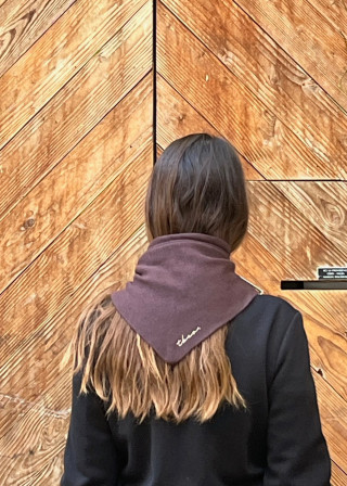 Echarpe triangulaire en laine merinos marron - TBCo