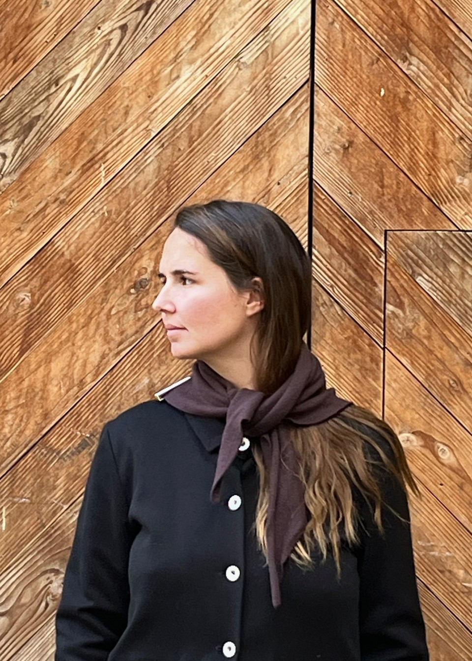 Echarpe triangulaire en laine merinos marron - TBCo