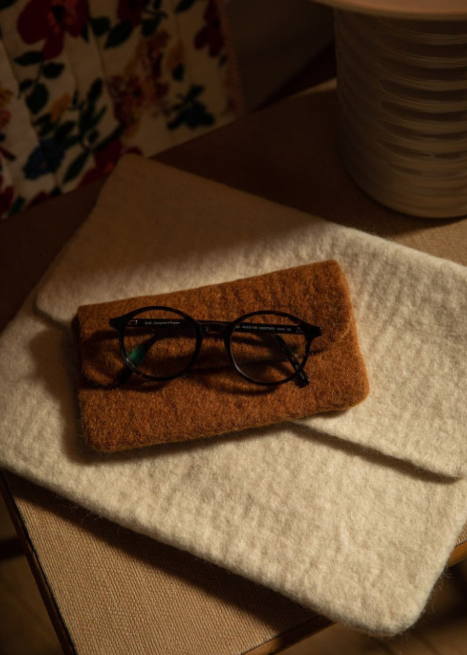 White Felted Pouch - MUSKHANE