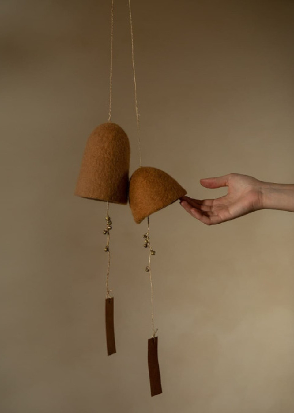 Cloche en feutre caramel - MUSKHANE