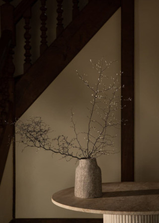 Vase cover in grey felt wool - MUSKHANE