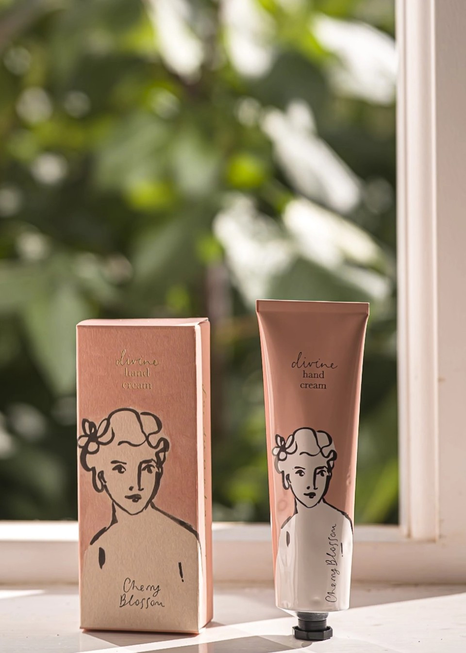 Cherry blossom hand cream - ARCHIVIST GALLERY