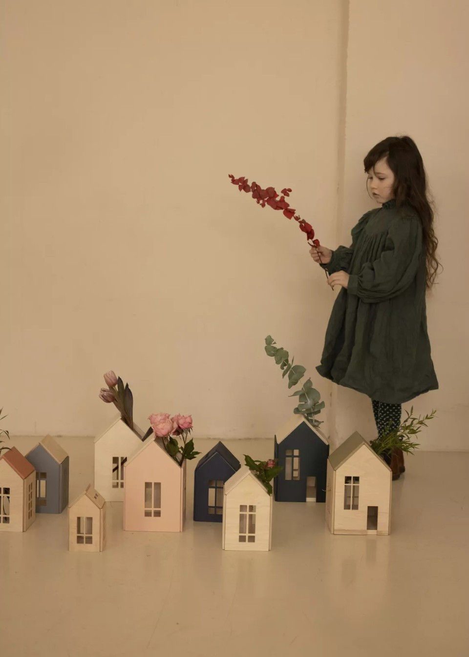 Maison de poupée en bois orange - BABAÏ