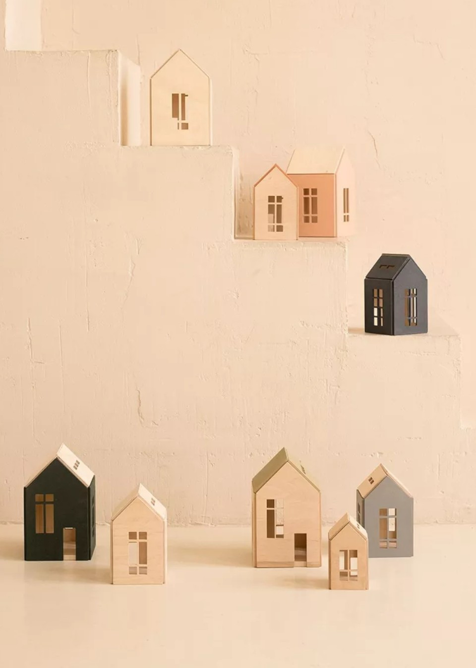 Maison de poupée en bois orange - BABAÏ