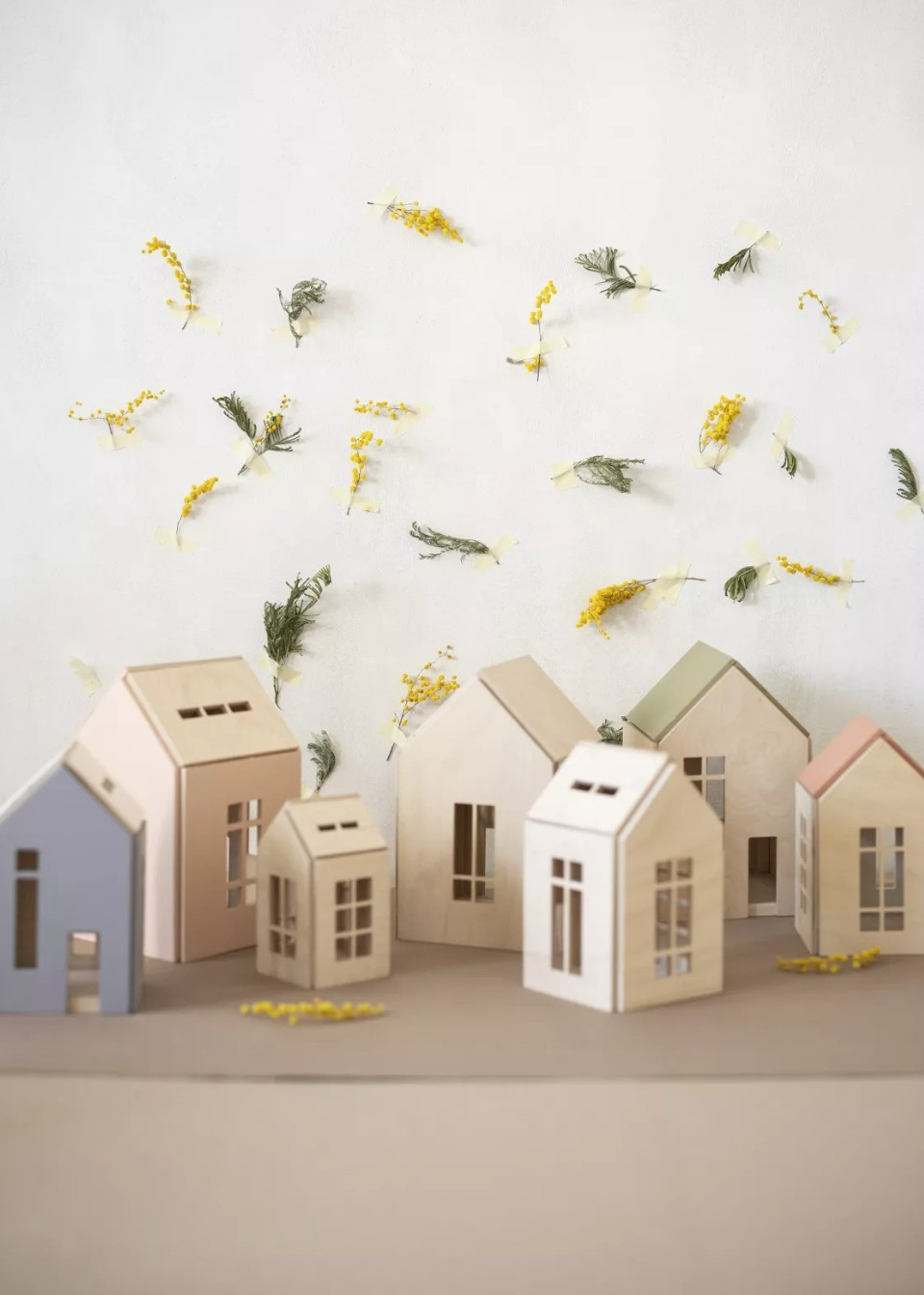 Maison de poupée en bois orange - BABAÏ