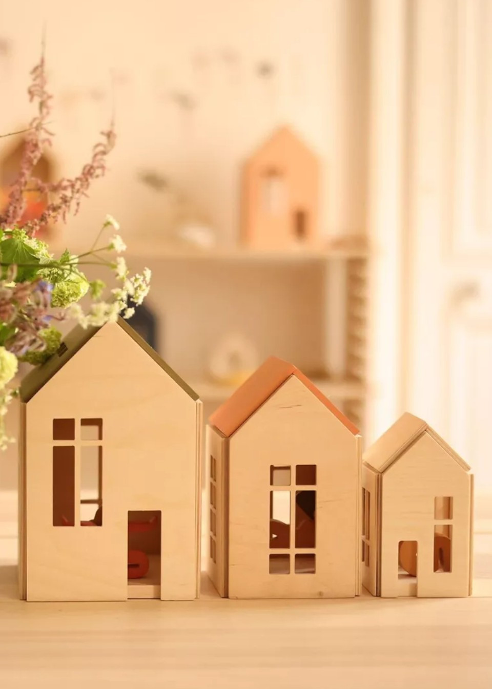 Maison de poupée en bois orange - BABAÏ