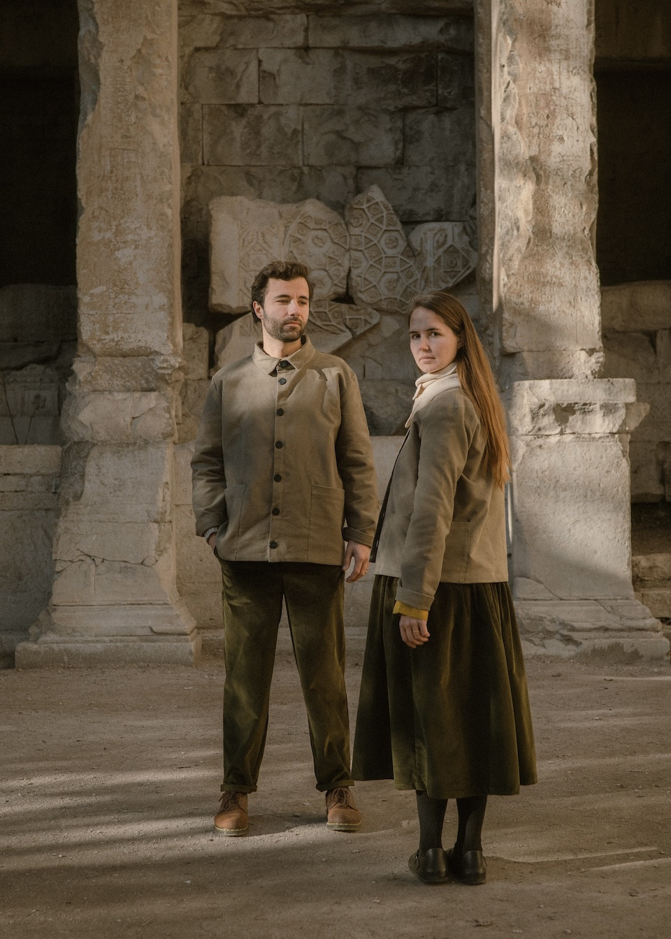 Woman jacket in taupe moleskin - LE VESTIAIRE DE JEANNE