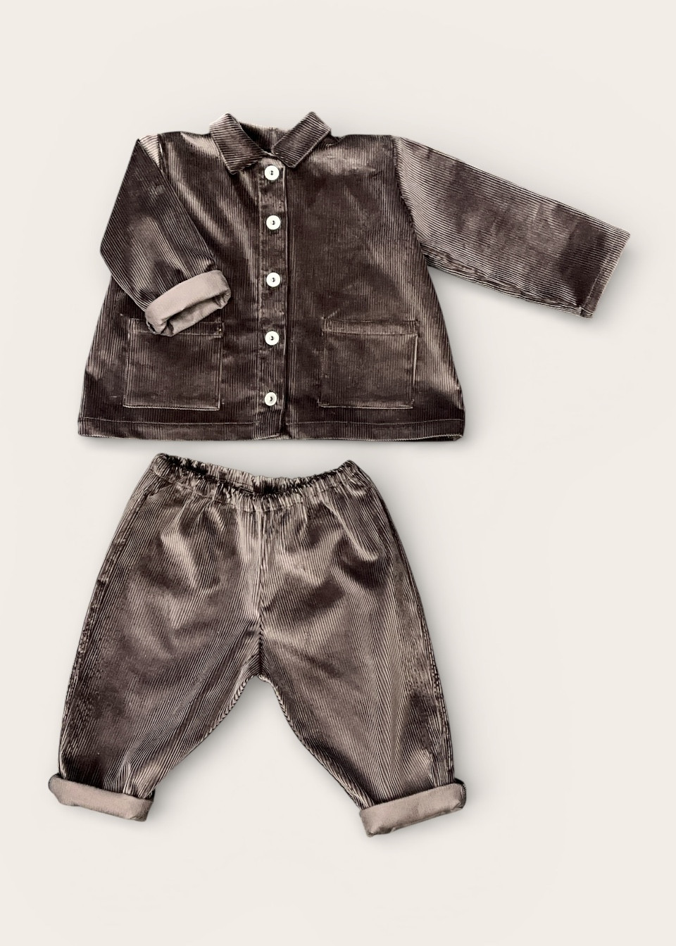 Pantalon bébé en velours gris souris - LE VESTIAIRE DE JEANNE