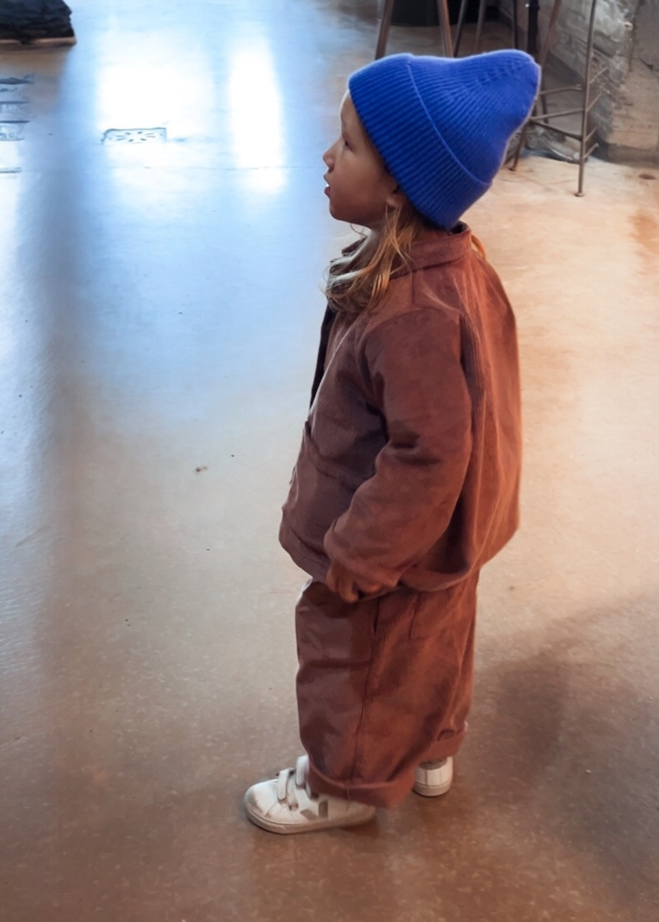 Pantalon large pour enfant, velours rose - LE VESTIAIRE DE JEANNE