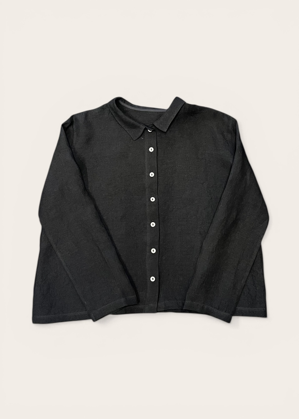 Chemise 05, lin noir - LE VESTIAIRE DE JEANNE