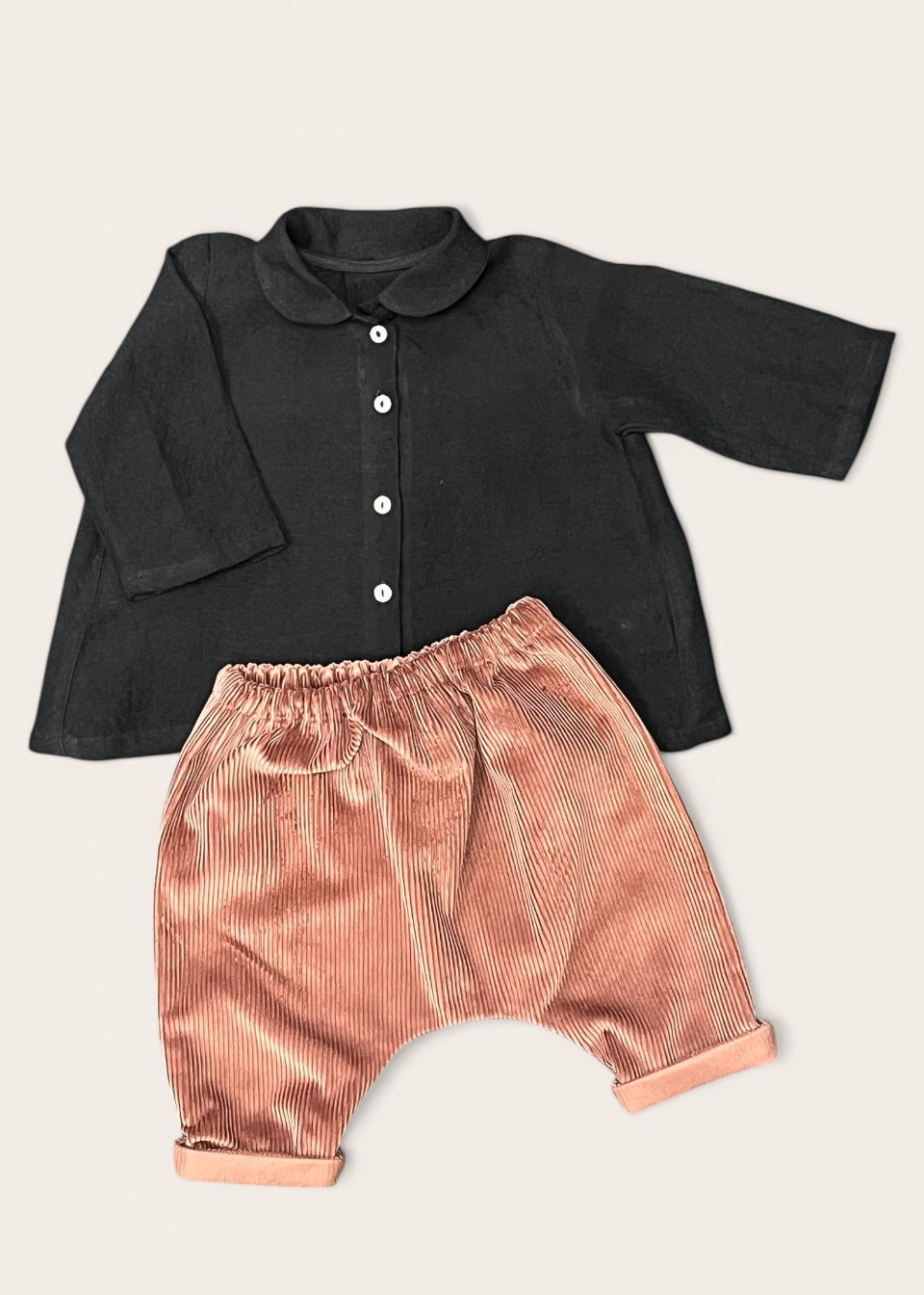 Chemise à plis manches longues Uniforme, lin noir