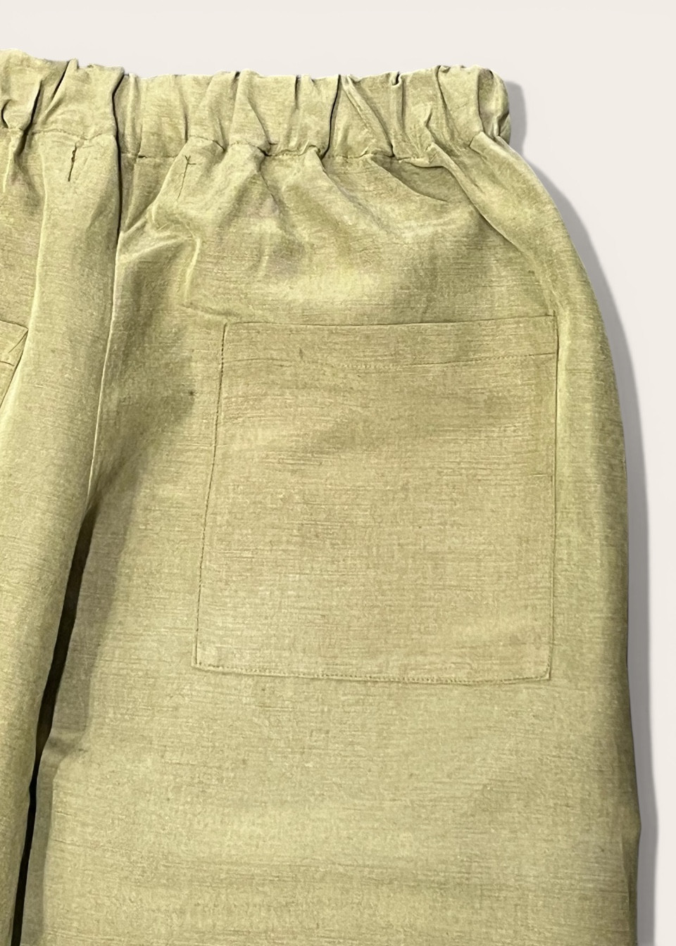 Pantalon large en lin et soie lichen - LE VESTIAIRE DE JEANNE