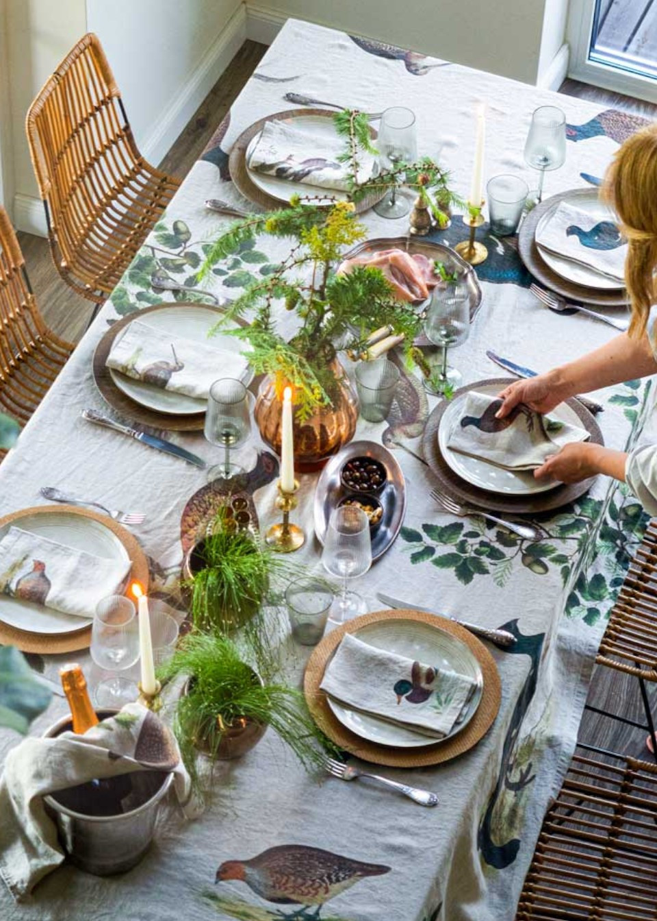 Set of 6 linen napkins with forest birds prints - LINOROOM