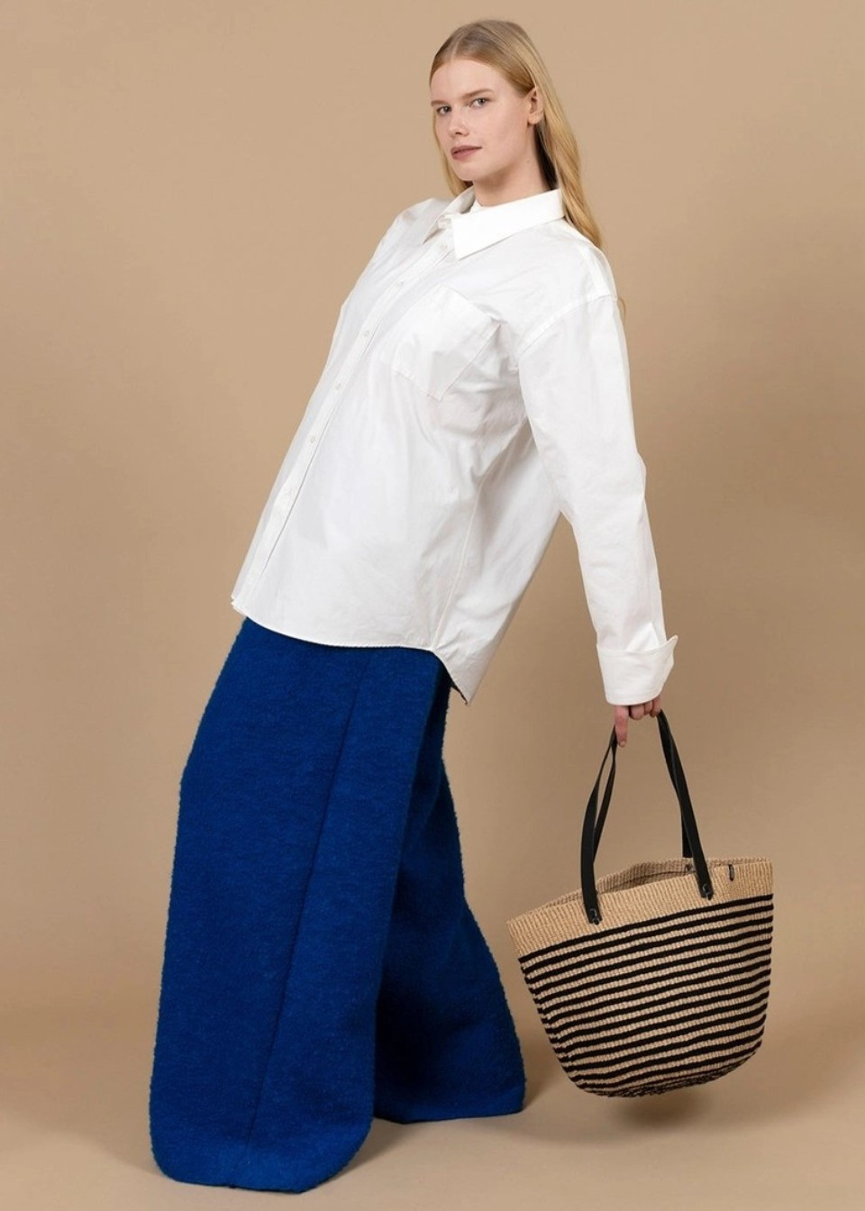 Panier Pamba à rayures avec anses en cuir noir - MIFUKO