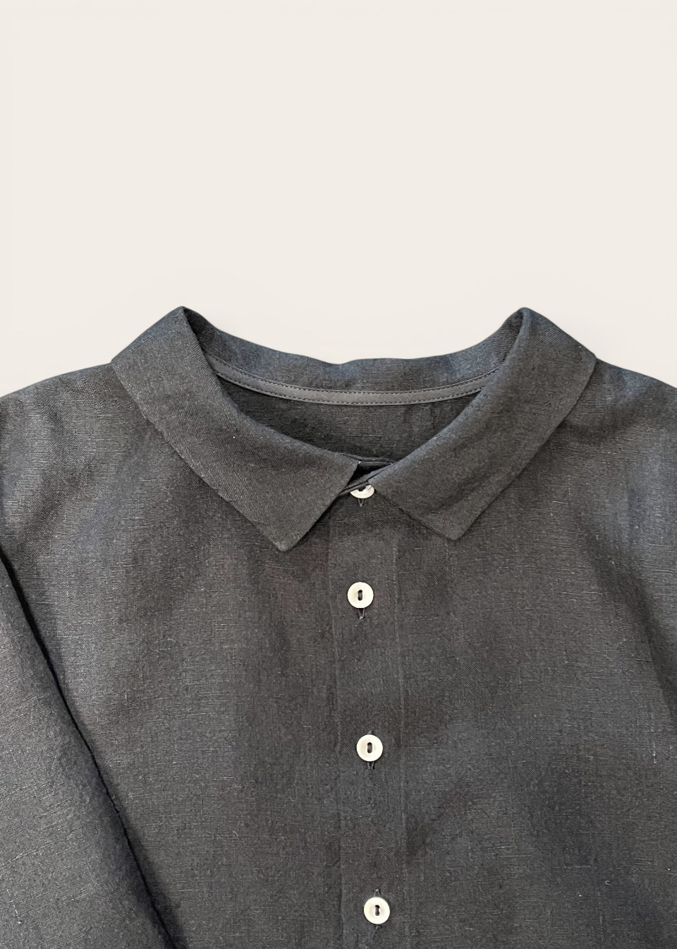 Unisex shirt for kids, black linen