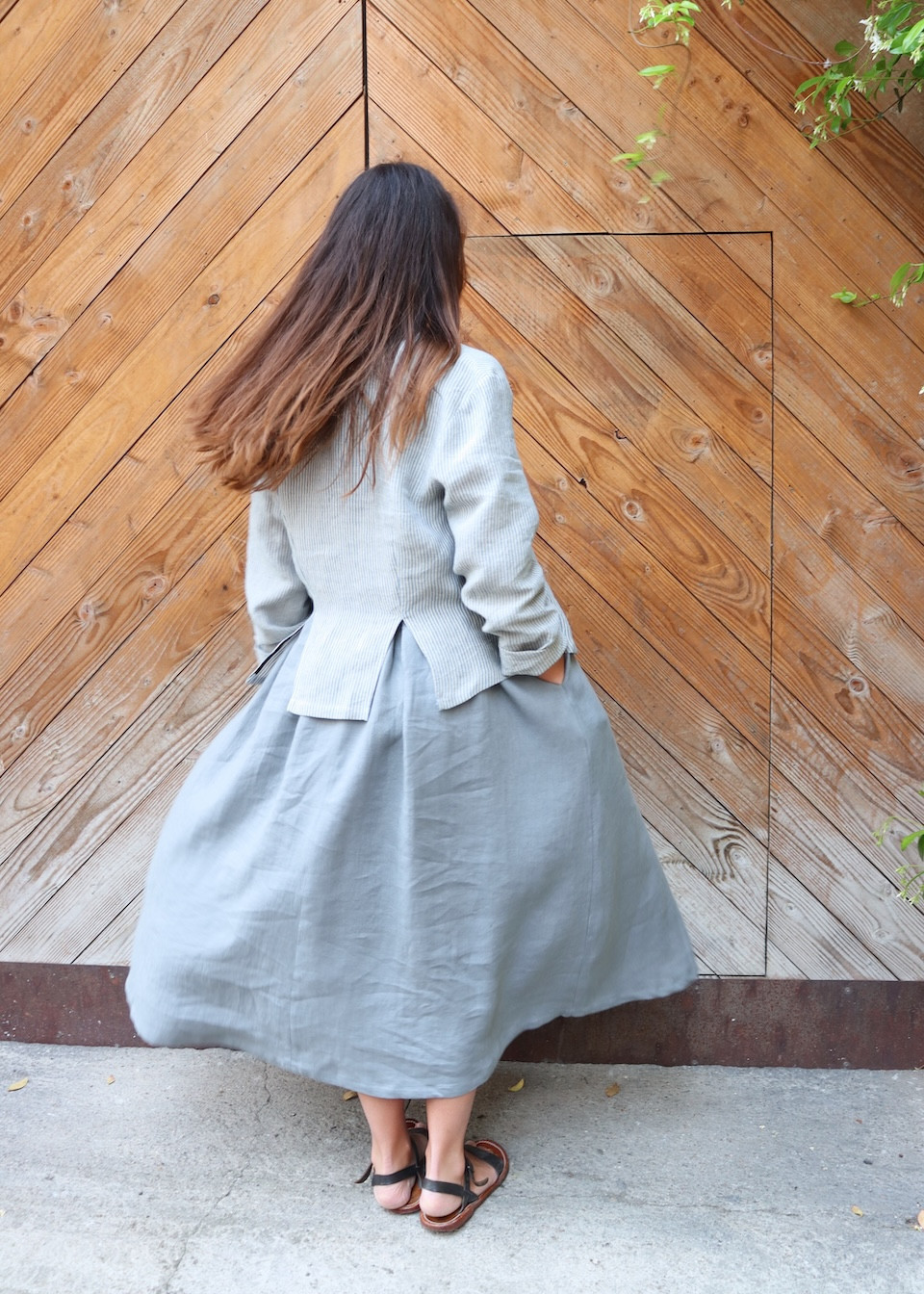 Jacket 05 in sky blue striped linen - LE VESTIAIRE DE JEANNE