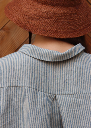 Chemise à plis, lin rayures ciel - LE VESTIAIRE DE JEANNE