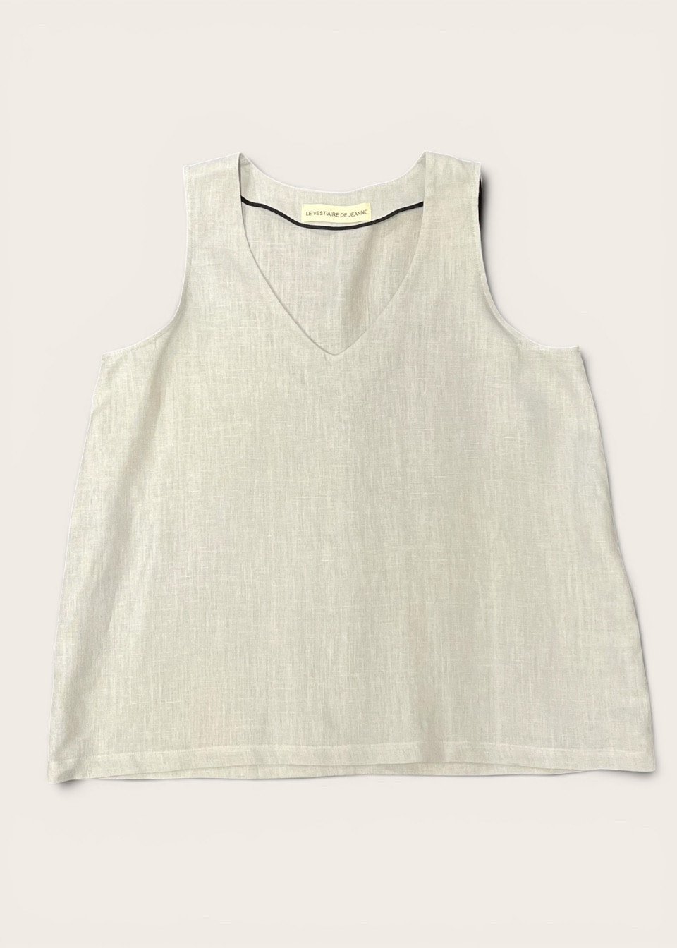 Blouse sans manches en lin gris nuage - LE VESTIAIRE DE JEANNE