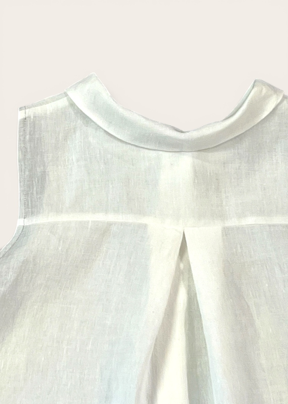 Chemise à plis sans manches, lin blanc - LE VESTIAIRE DE JEANNE
