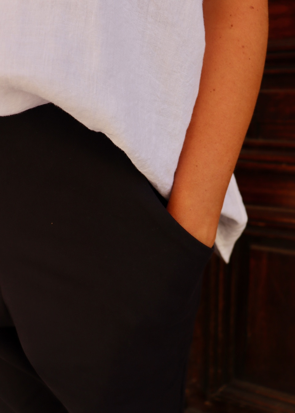 Pantalon à poches en toile bleu nuit - LE VESTIAIRE DE JEANNE