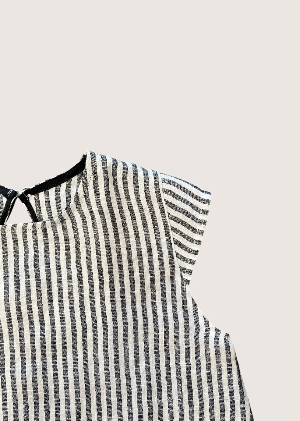 Blouse manches courtes, lin rayures claires