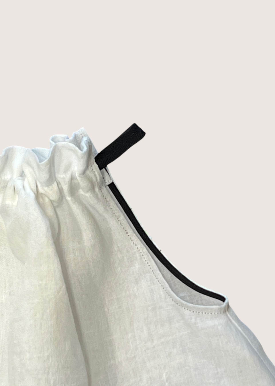 Blouse nouée en lin blanc - LE VESTIAIRE DE JEANNE