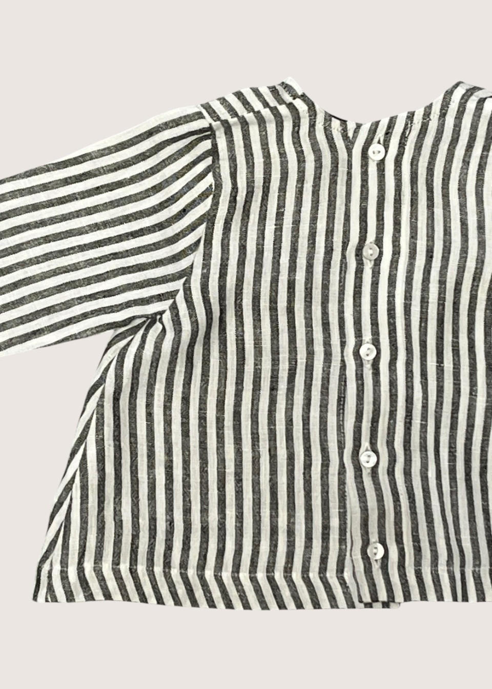 Long sleeves blouse, light stripes linen
