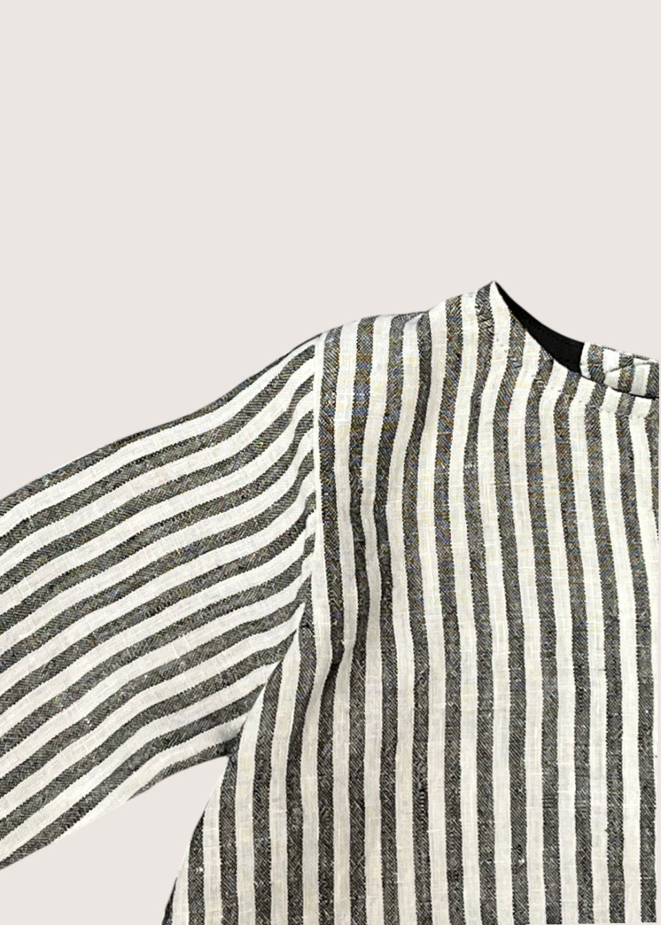 Long sleeves blouse, light stripes linen