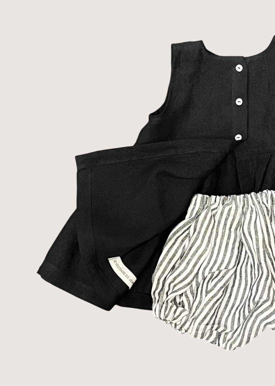 Robe bébé à plis sans manches en lin noir - LE VESTIAIRE DE JEANNE