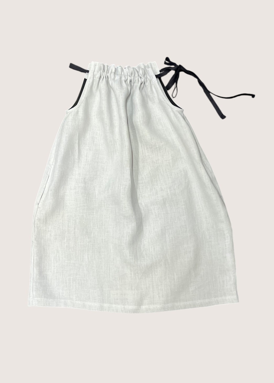 Robe nouée en lin gris nuage - LE VESTIAIRE DE JEANNE