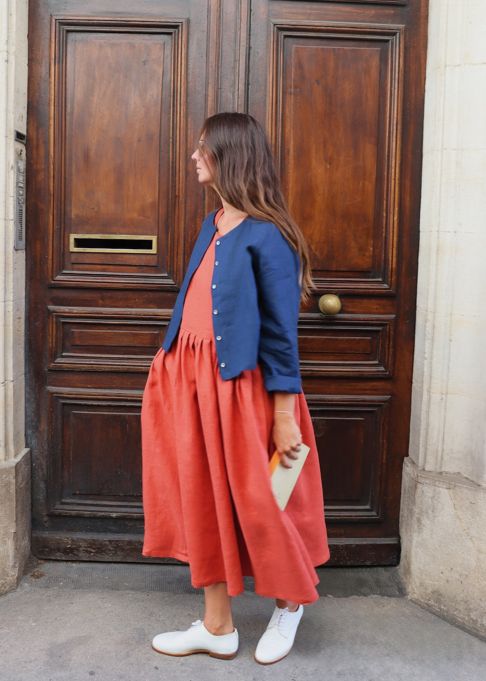 Robe à plis sans manches, lin rouge-orangé