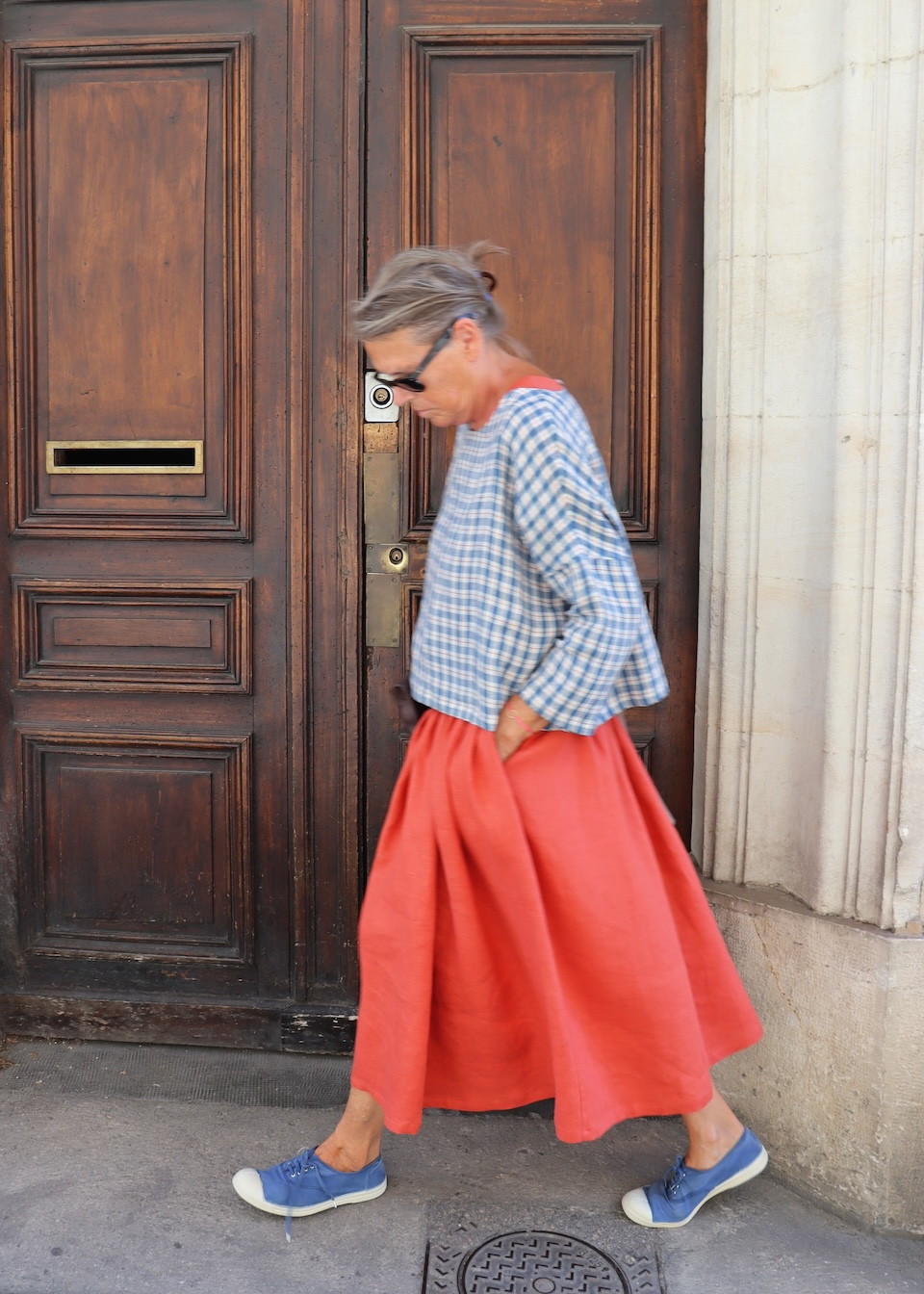 Robe à plis sans manches, lin rouge-orangé