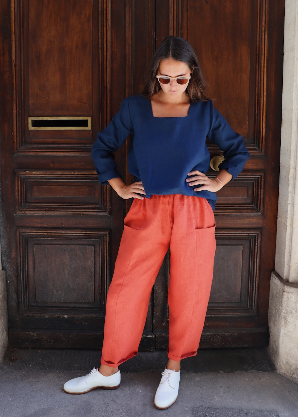 Blouse manches longues, col carré, lin bleu