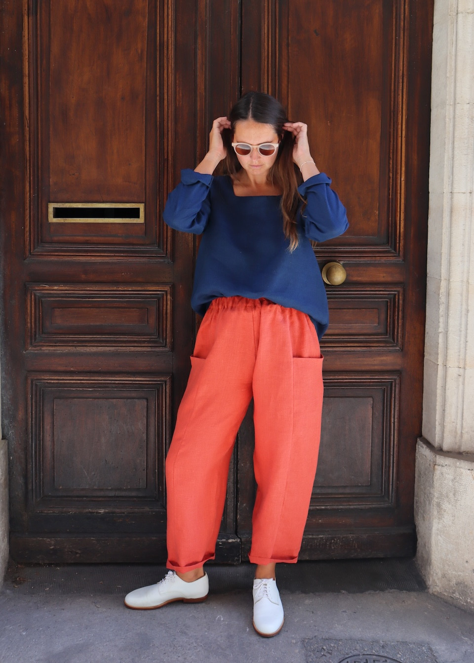 Squared neck blouse in midnight blue linen - LE VESTIAIRE DE JEANNE