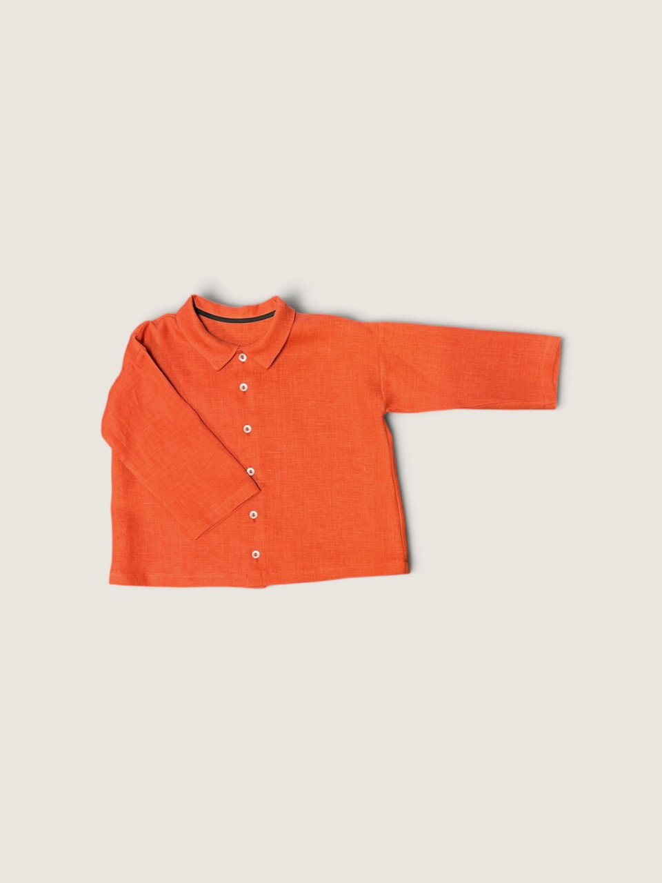 Chemise mixte pour enfant en lin rouge-orangé - LE VESTIAIRE DE JEANNE