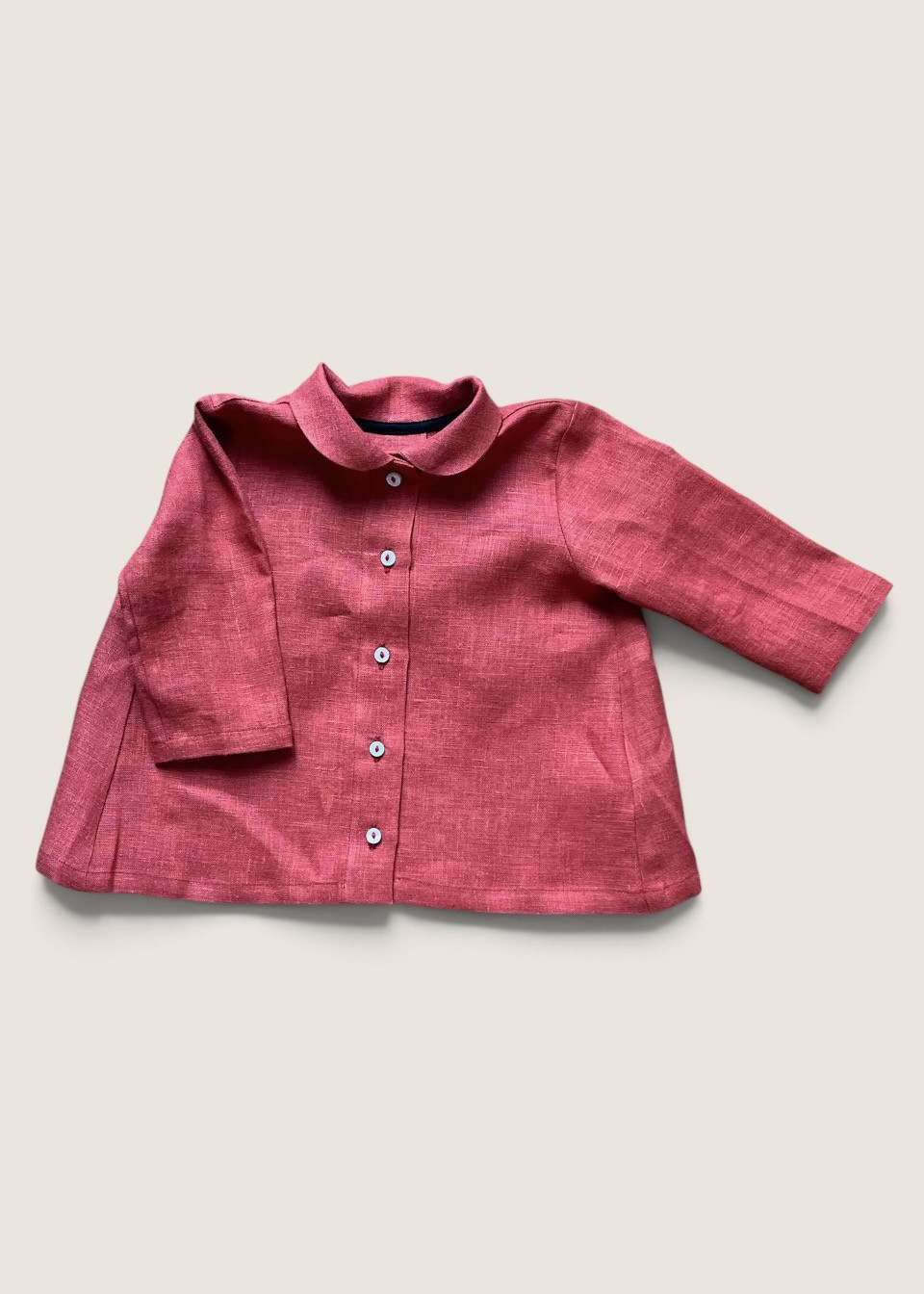 Chemise col Claudine, lin rouge - LE VESTIAIRE DE JEANNE