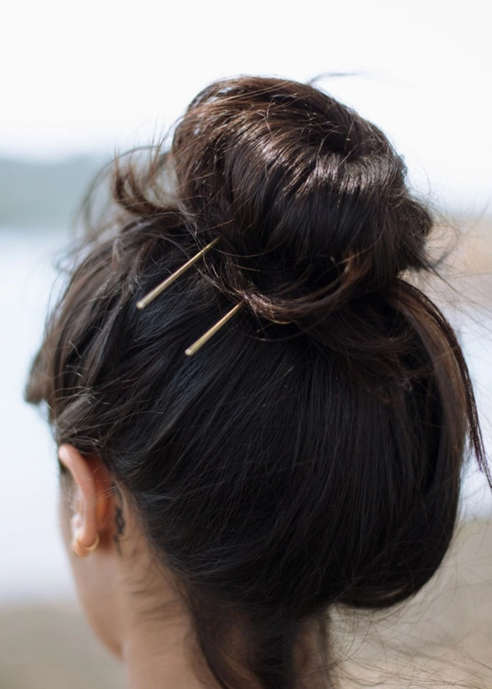 Épingle à cheveux en laiton en forme de D - ROAKE STUDIO