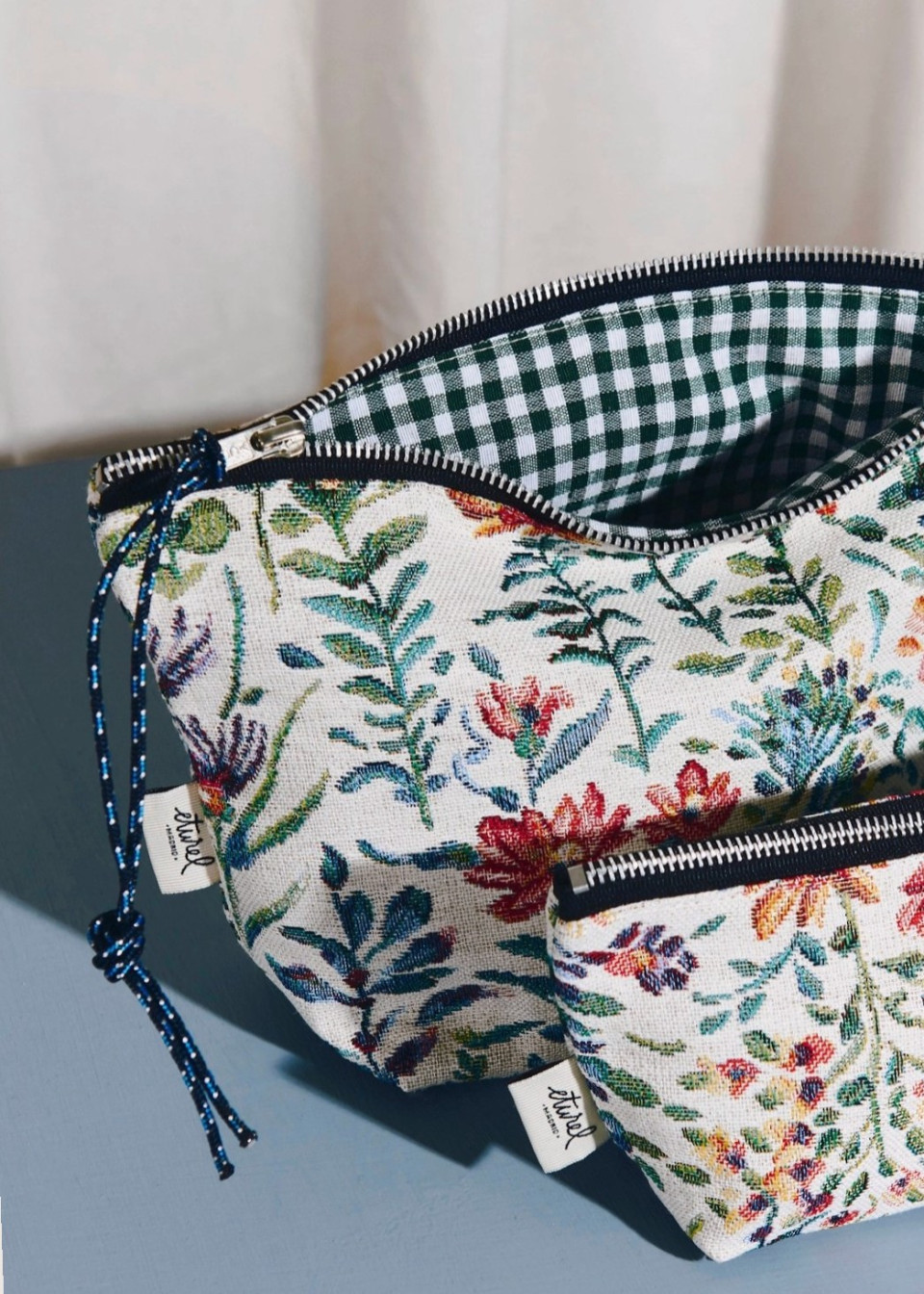 Azaleas jacquard pouch - ETUREL MADRID