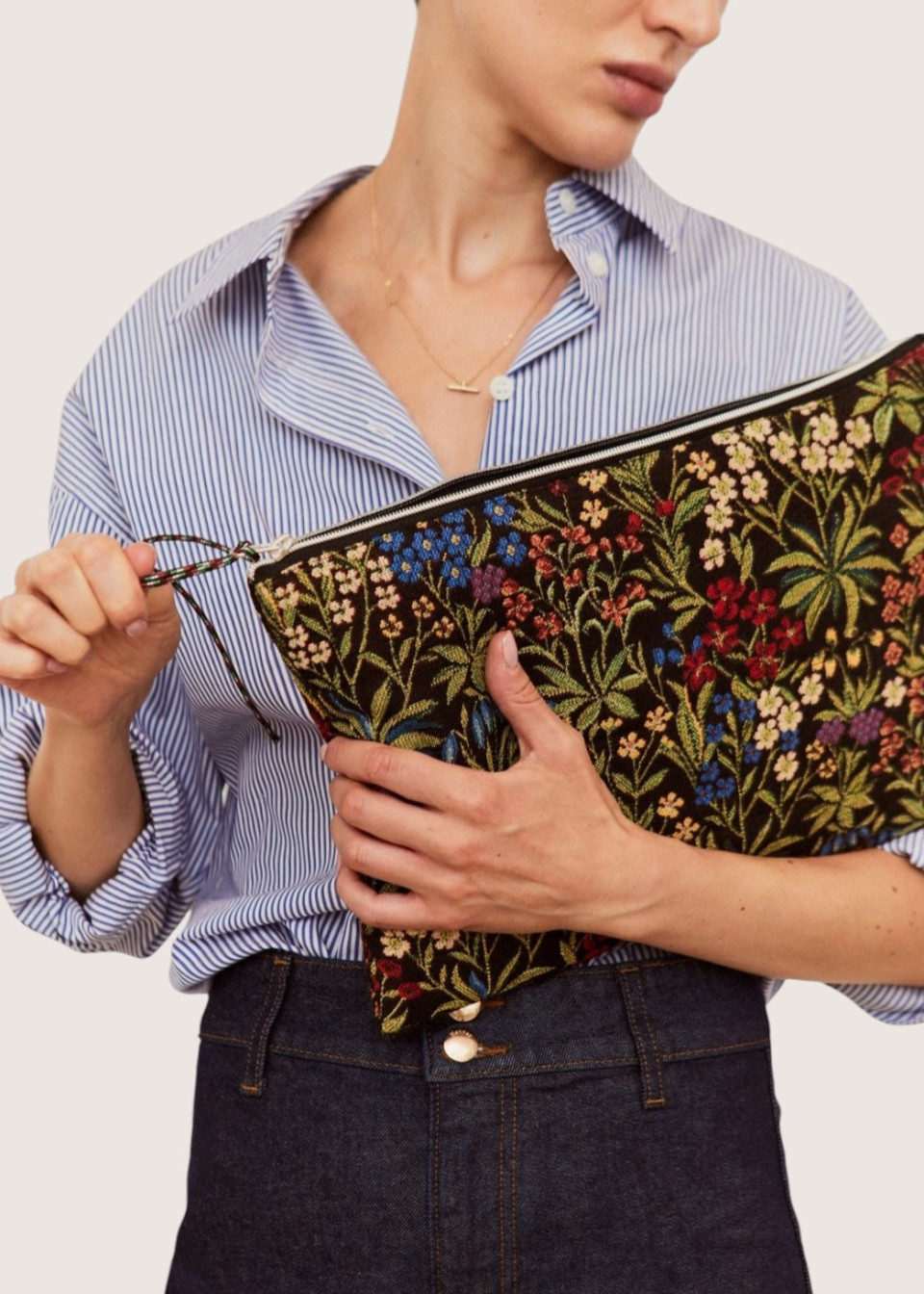 Pochette d'ordinateur en jacquard Marguerites - ETUREL MADRID