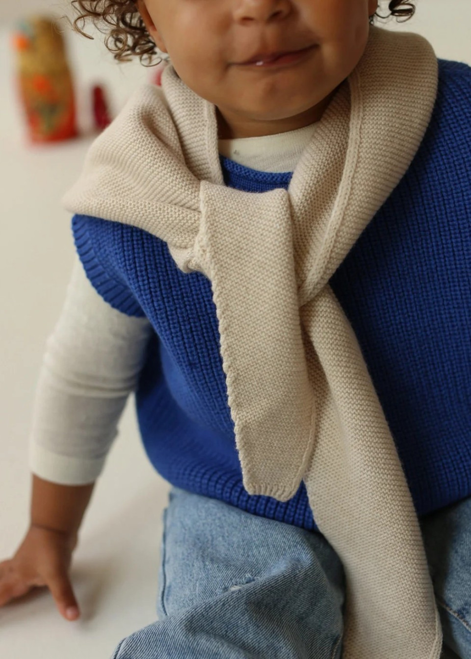 Merino wool triangle scarf in cream - HVID