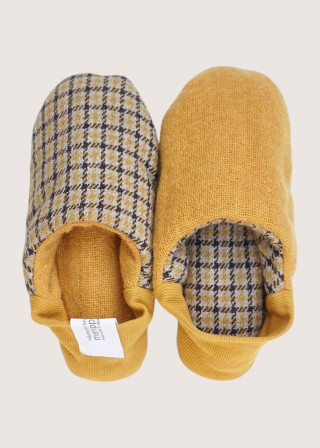 Mustard Japanese slippers - MERIPPA